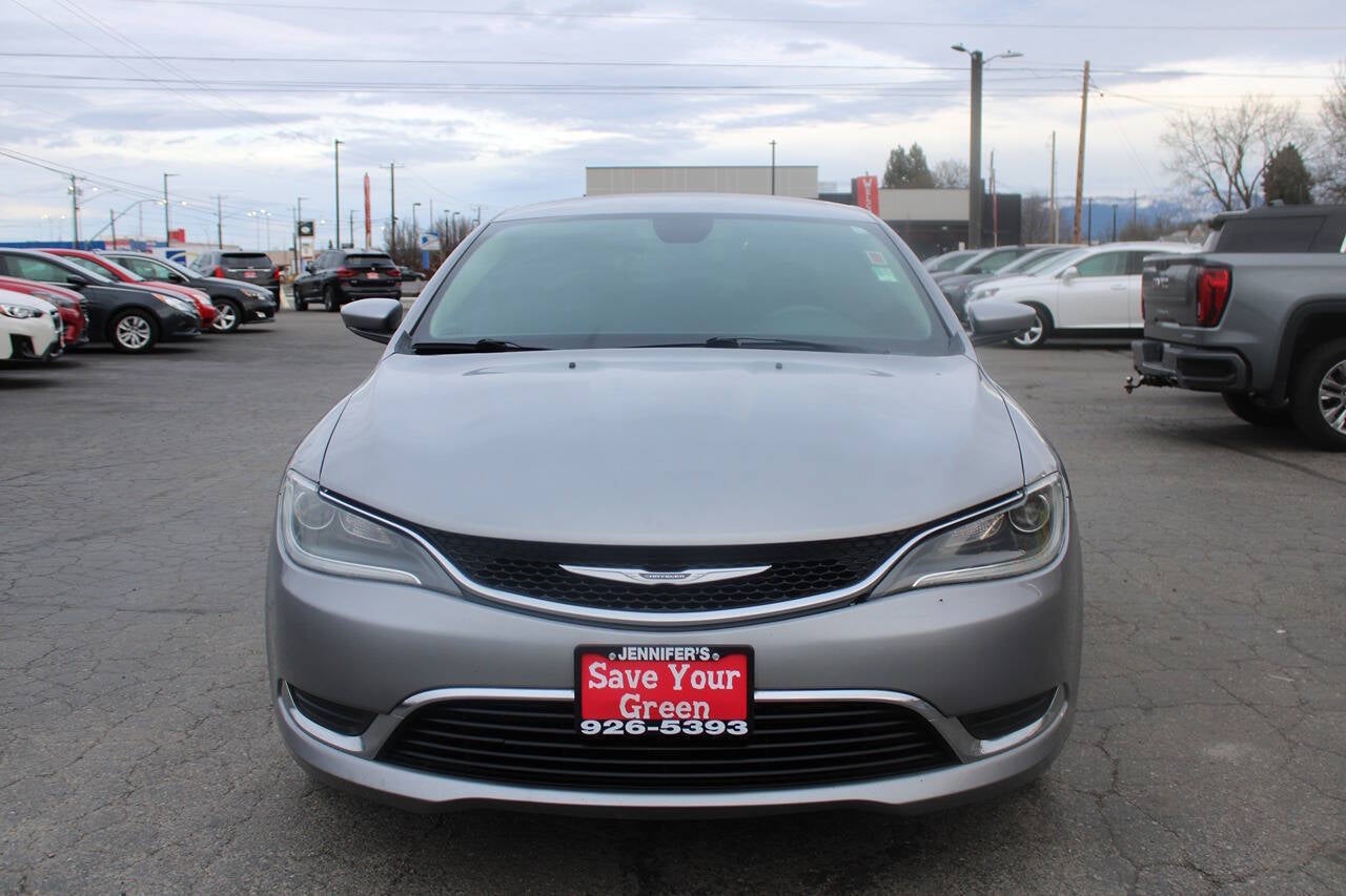 2016 Chrysler 200 Limited 4dr Sedan