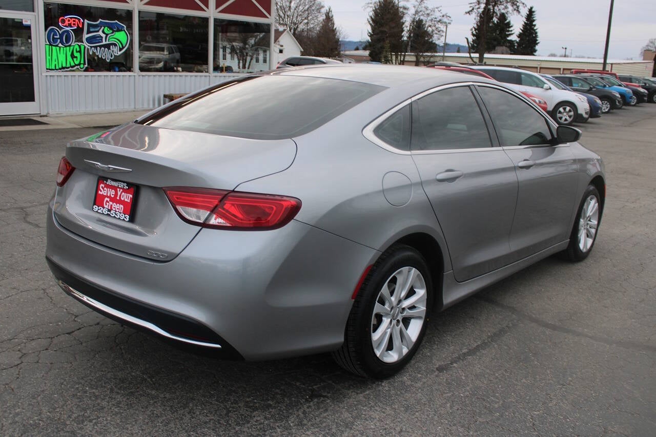 2016 Chrysler 200 Limited 4dr Sedan