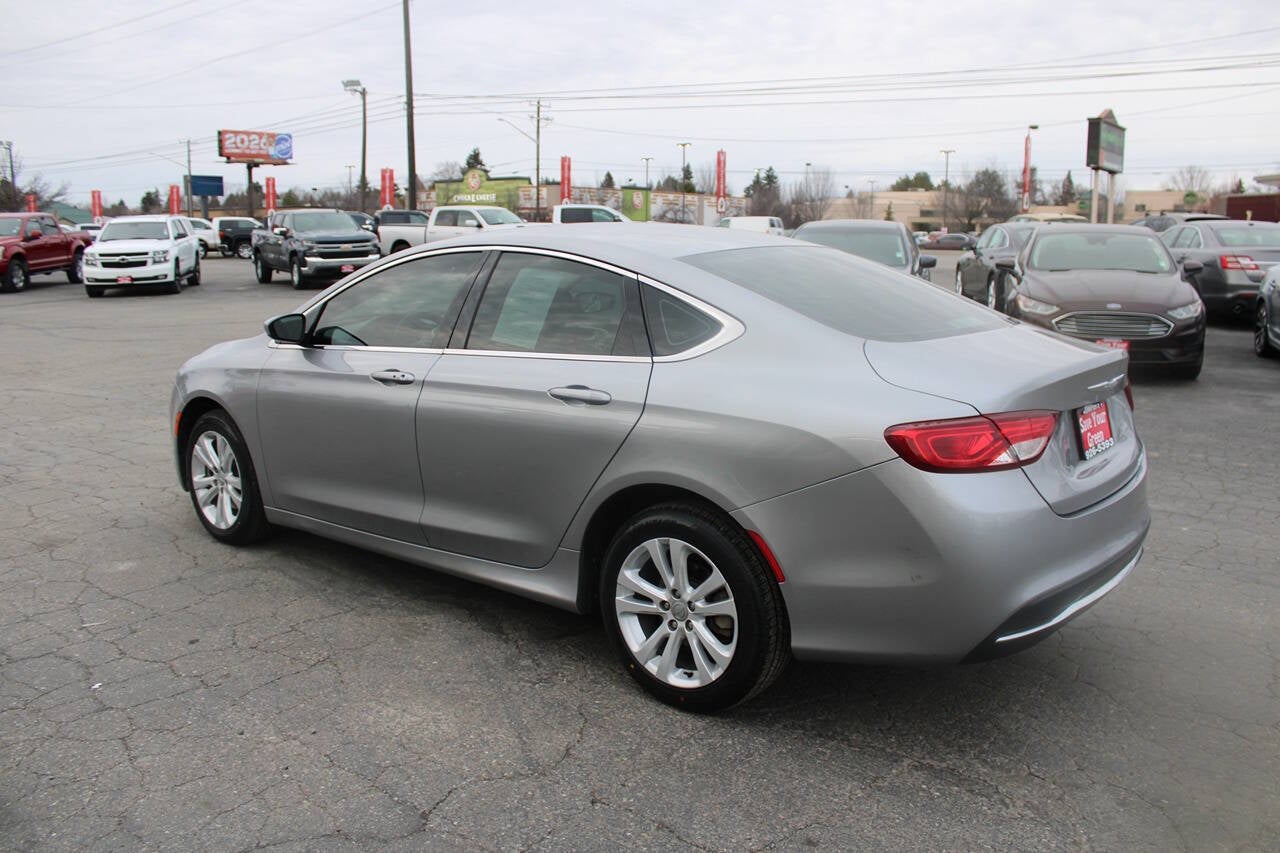 2016 Chrysler 200 Limited 4dr Sedan