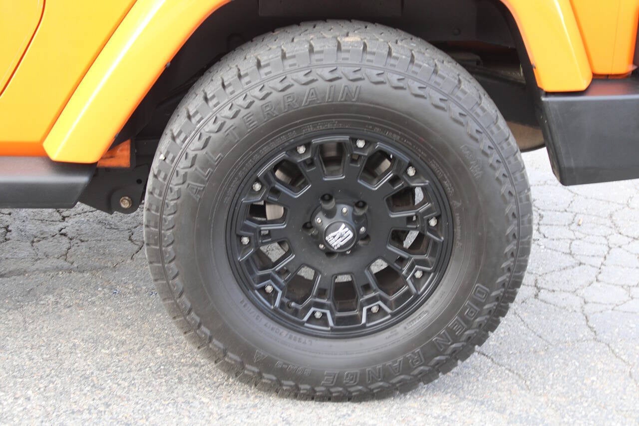 2013 Jeep Wrangler Sahara 4x4 2dr SUV