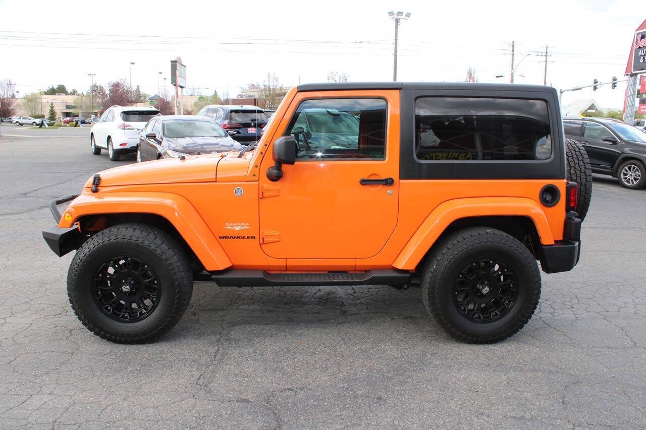 2013 Jeep Wrangler Sahara 4x4 2dr SUV