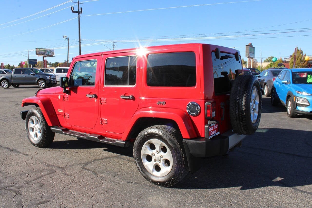 2014 Jeep Wrangler Unlimited Sahara 4x4 4dr SUV
