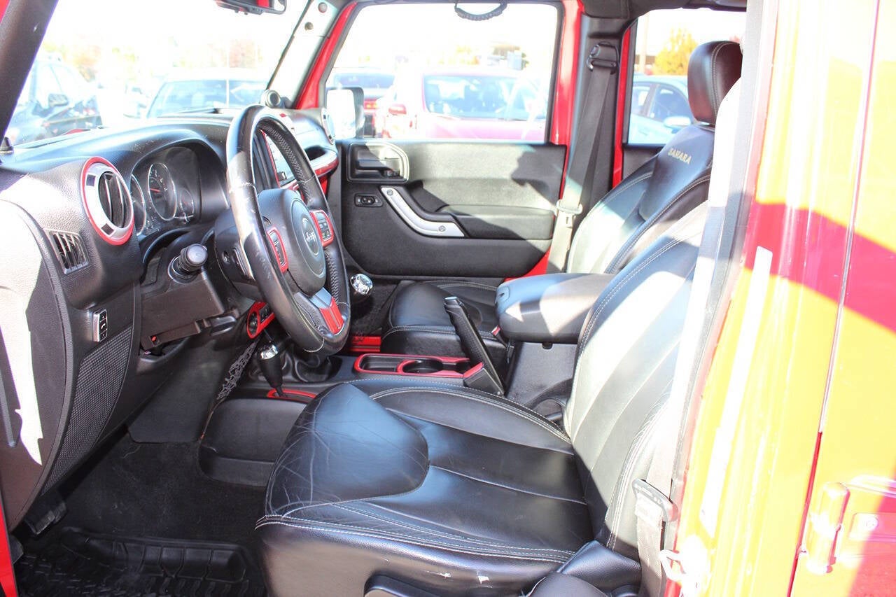 2014 Jeep Wrangler Unlimited Sahara 4x4 4dr SUV