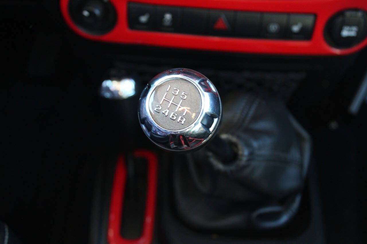 2014 Jeep Wrangler Unlimited Sahara 4x4 4dr SUV