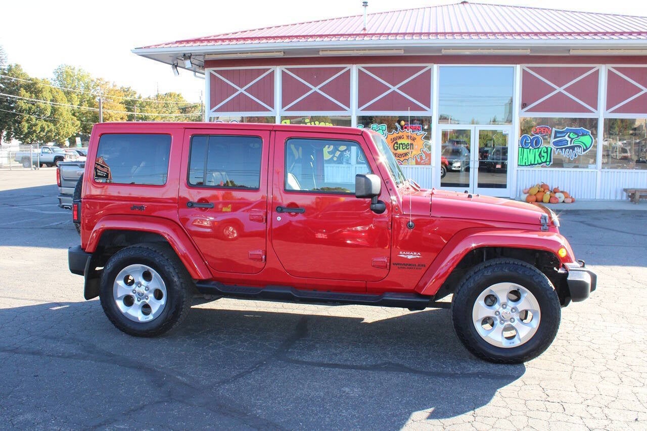 2014 Jeep Wrangler Unlimited Sahara 4x4 4dr SUV