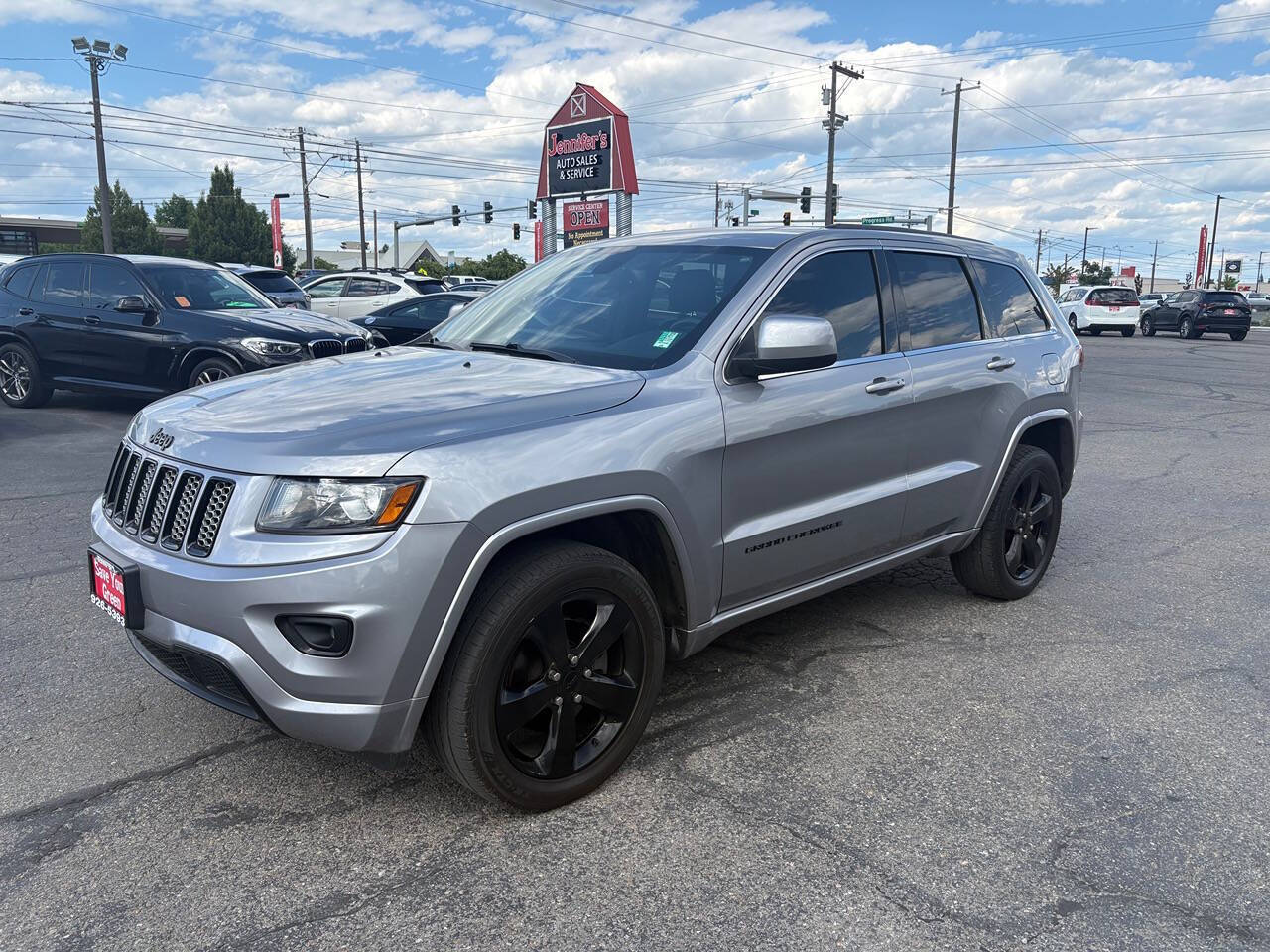 2015 Jeep Grand Cherokee Laredo 4x4 4dr SUV