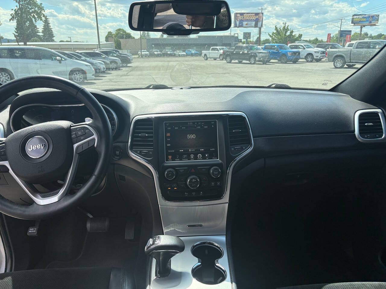 2015 Jeep Grand Cherokee Laredo 4x4 4dr SUV