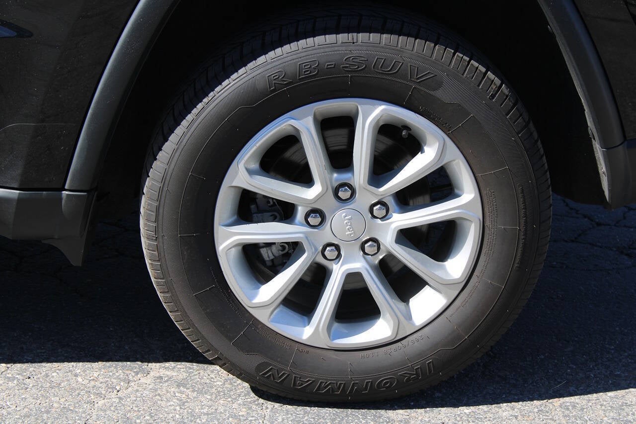 2021 Jeep Grand Cherokee Laredo E 4x4 4dr SUV