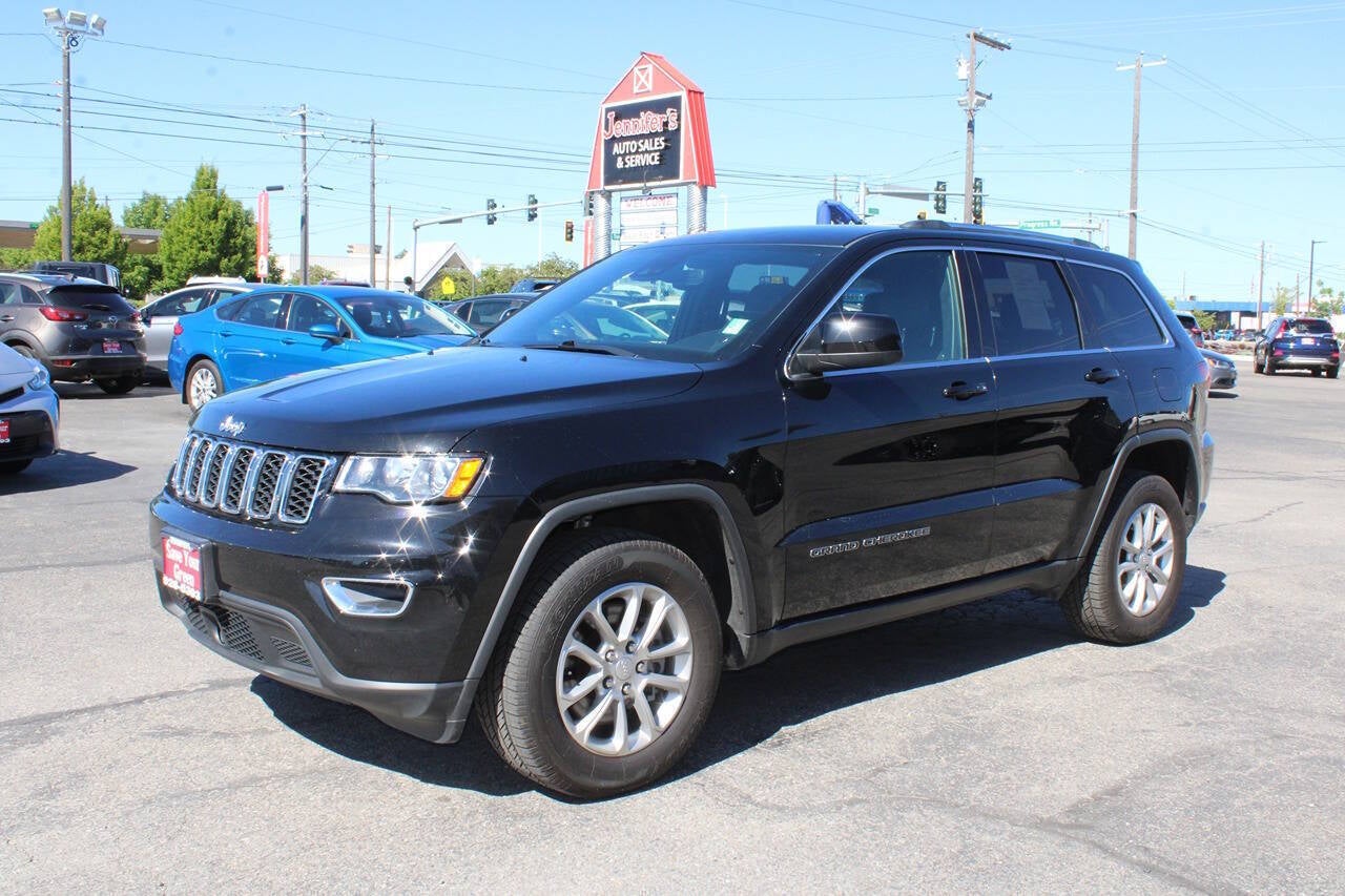 2021 Jeep Grand Cherokee Laredo E 4x4 4dr SUV