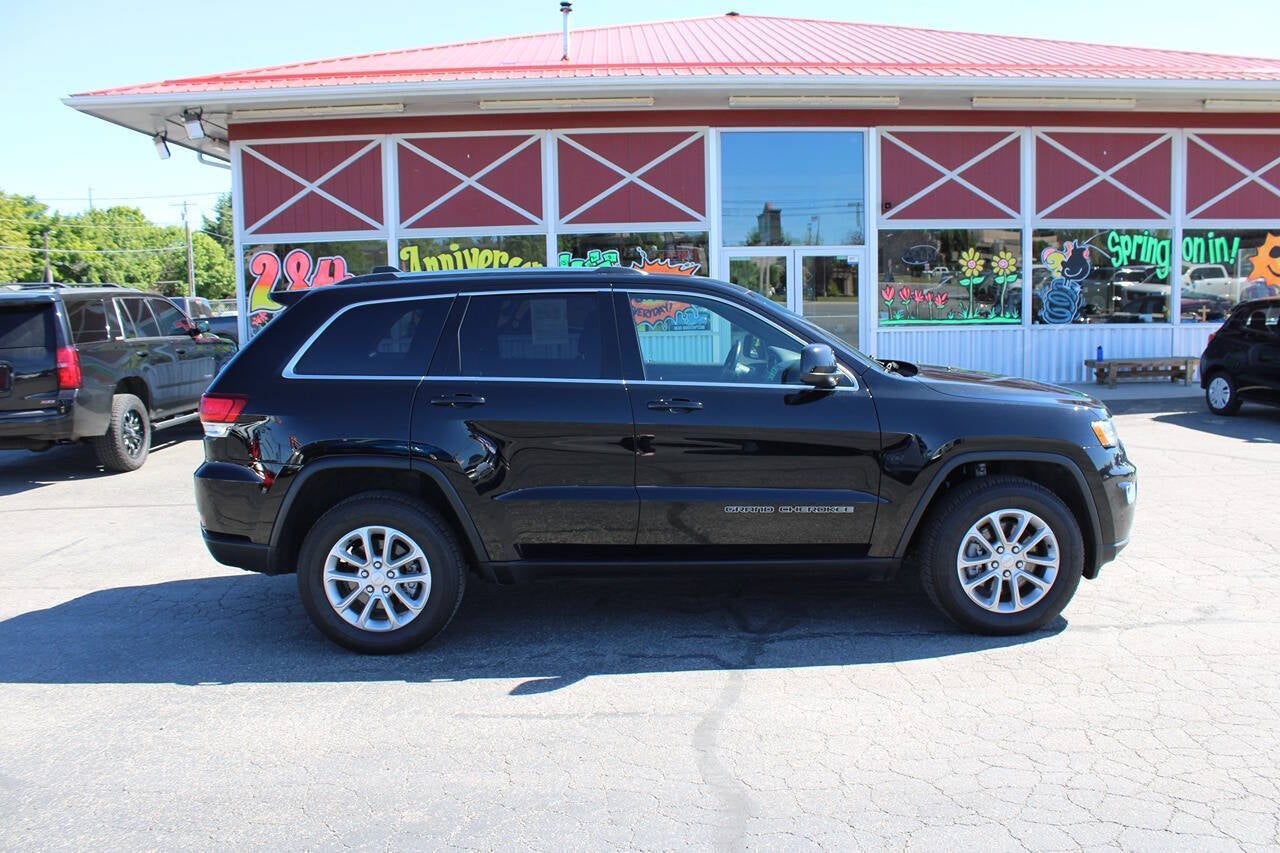 2021 Jeep Grand Cherokee Laredo E 4x4 4dr SUV