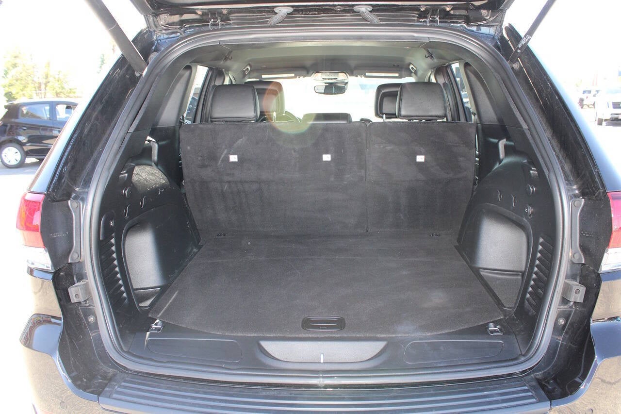 2021 Jeep Grand Cherokee Laredo E 4x4 4dr SUV