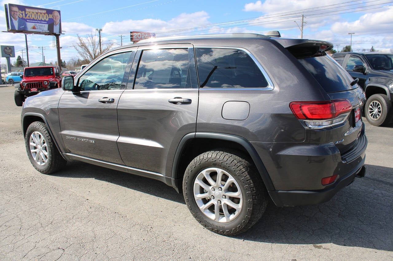 2021 Jeep Grand Cherokee Laredo E 4x4 4dr SUV