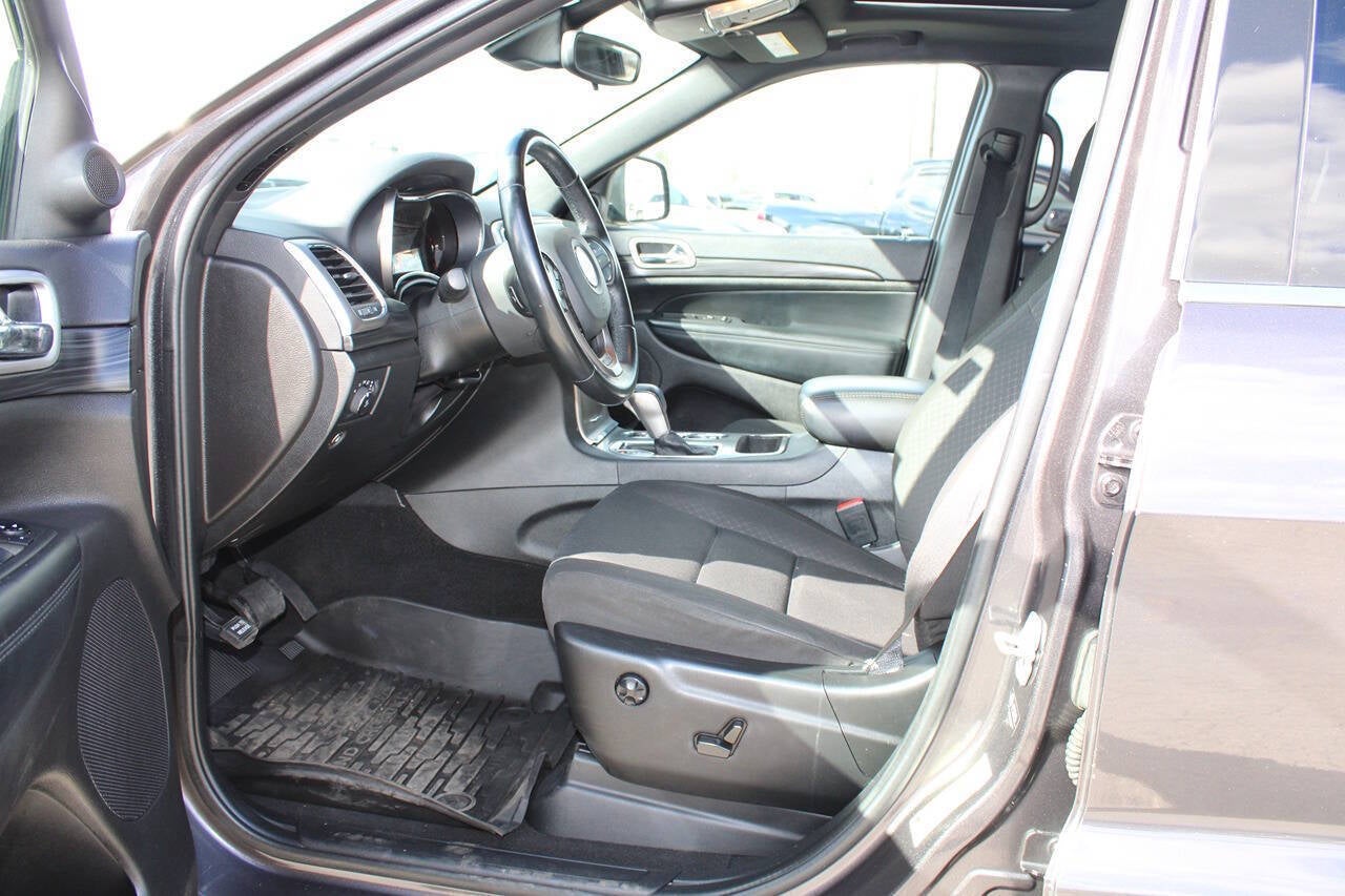 2021 Jeep Grand Cherokee Laredo E 4x4 4dr SUV