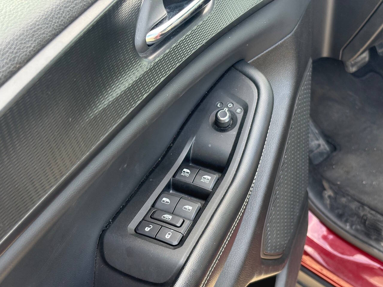 2024 Jeep Grand Cherokee Laredo 4x4 4dr SUV