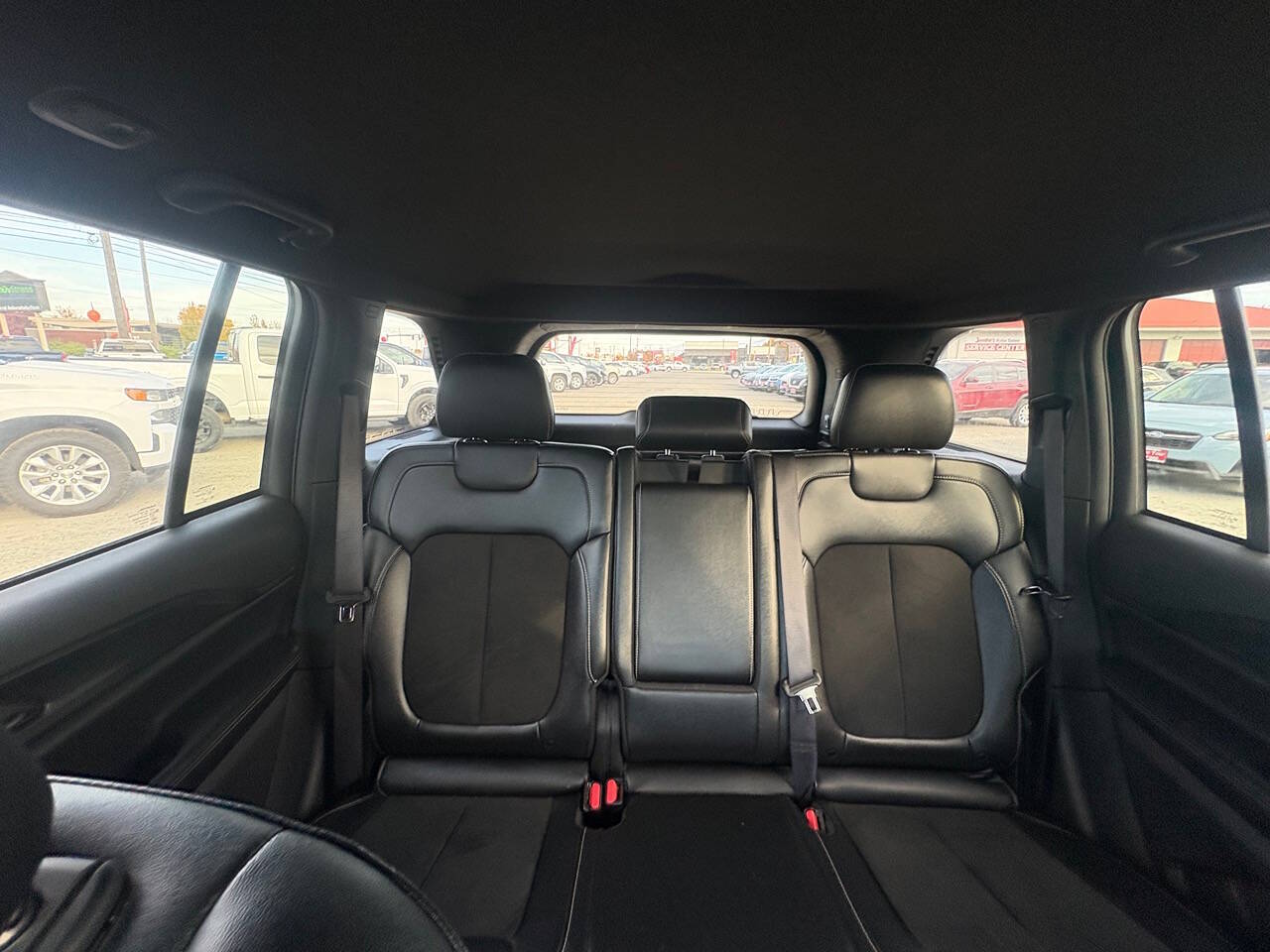 2024 Jeep Grand Cherokee Laredo 4x4 4dr SUV