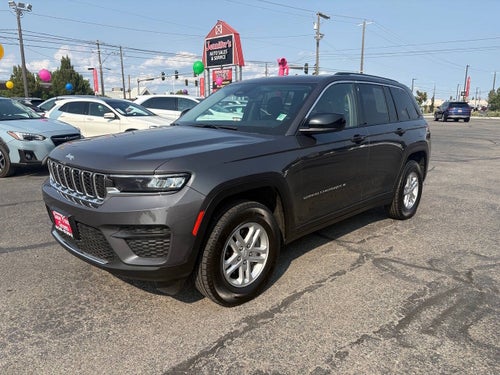 2023 Jeep Grand Cherokee Laredo 4x4 4dr SUV