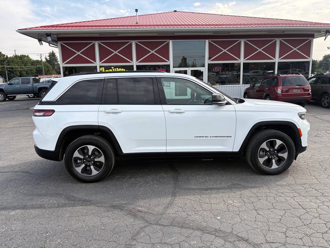 2024 Jeep Grand Cherokee 4xe 4x4 4dr SUV