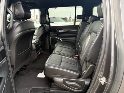 2024 Jeep Wagoneer L Series II 4x4 4dr SUV