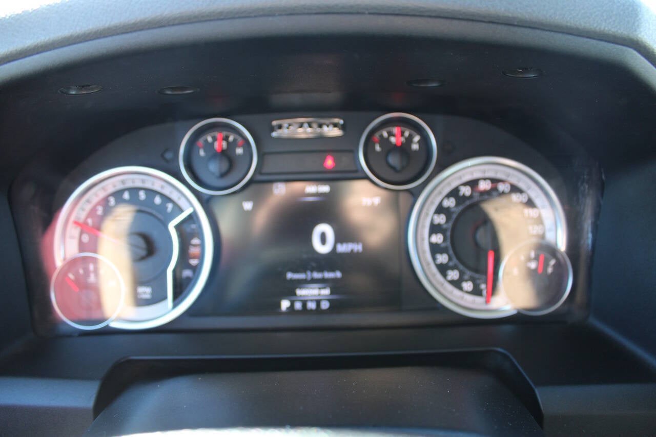 2014 RAM 1500 SLT 4x4 4dr Quad Cab 6.3 ft. SB Pickup