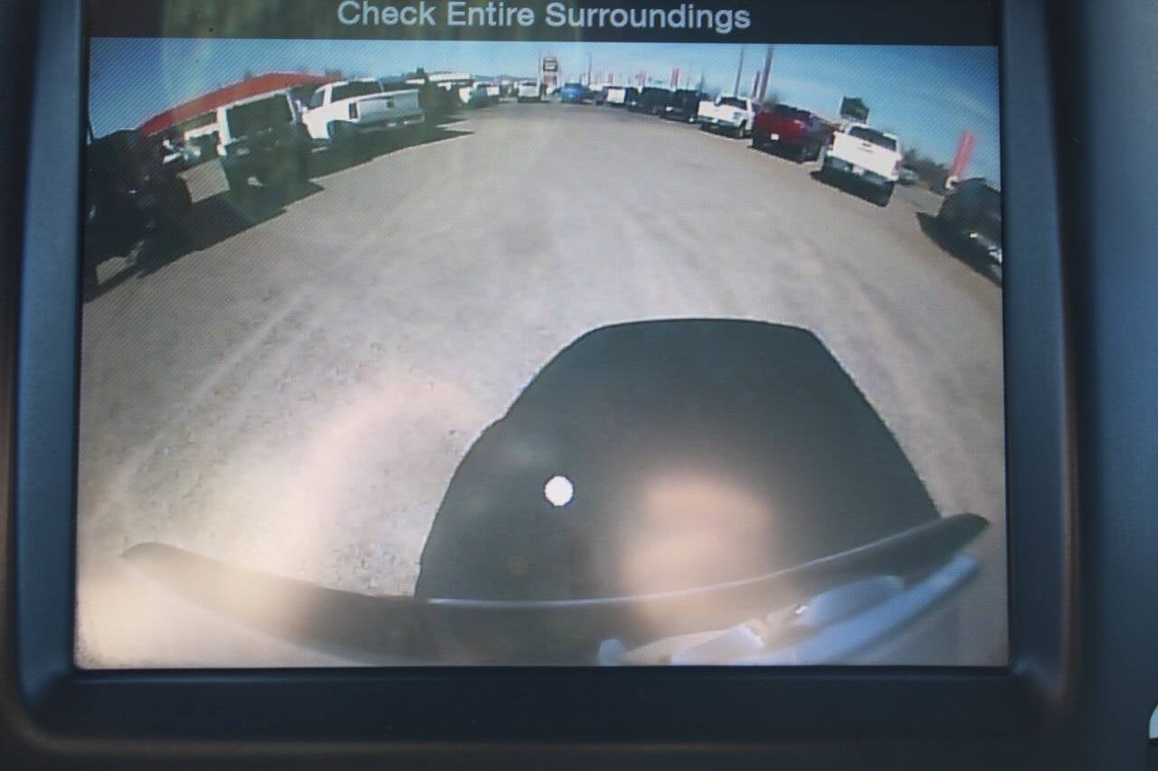 2014 RAM 1500 SLT 4x4 4dr Quad Cab 6.3 ft. SB Pickup