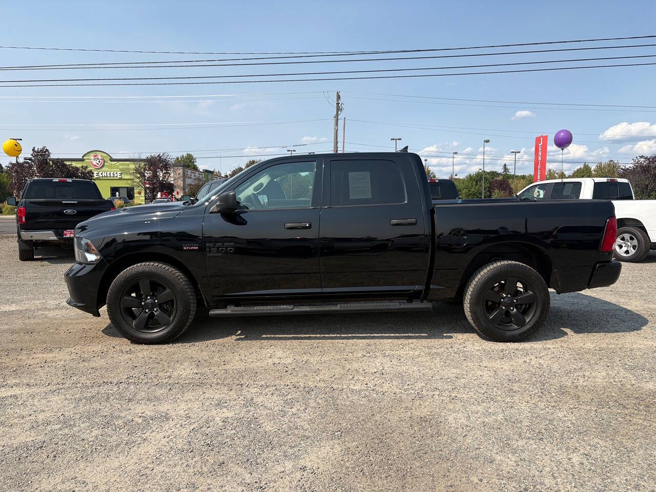 2019 RAM 1500 Classic Tradesman 4x4 4dr Crew Cab 5.5 ft. SB Pickup