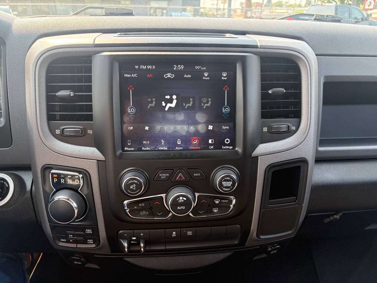 2019 RAM 1500 Classic Tradesman 4x4 4dr Crew Cab 5.5 ft. SB Pickup