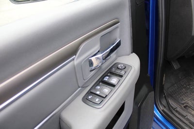 2017 RAM 1500 SLT 4x4 4dr Crew Cab 5.5 ft. SB Pickup