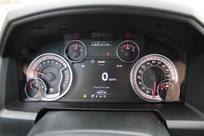 2017 RAM 1500 SLT 4x4 4dr Crew Cab 5.5 ft. SB Pickup