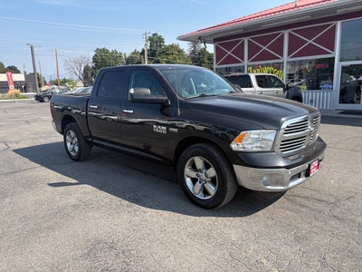2017 RAM 1500 SLT 4x4 4dr Crew Cab 5.5 ft. SB Pickup