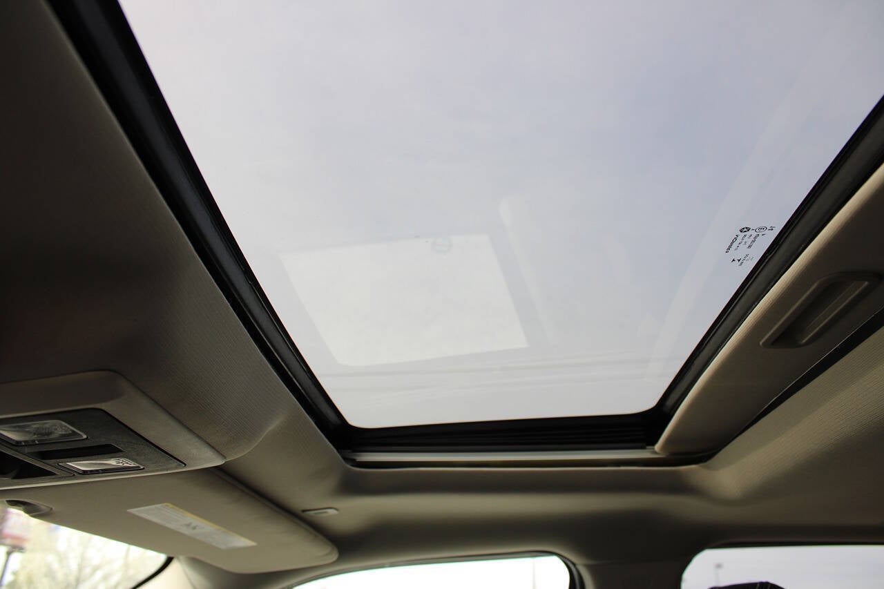 2017 RAM 1500 Sport 4x4 4dr Crew Cab 5.5 ft. SB Pickup