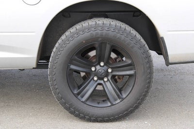 2017 RAM 1500 Night 4x4 4dr Crew Cab 6.3 ft. SB Pickup