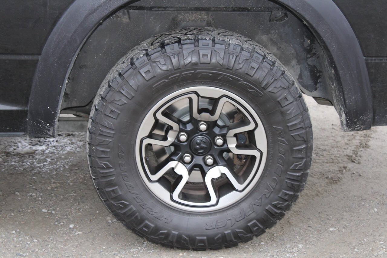 2015 RAM 1500 Rebel 4x4 4dr Crew Cab 5.5 ft. SB Pickup