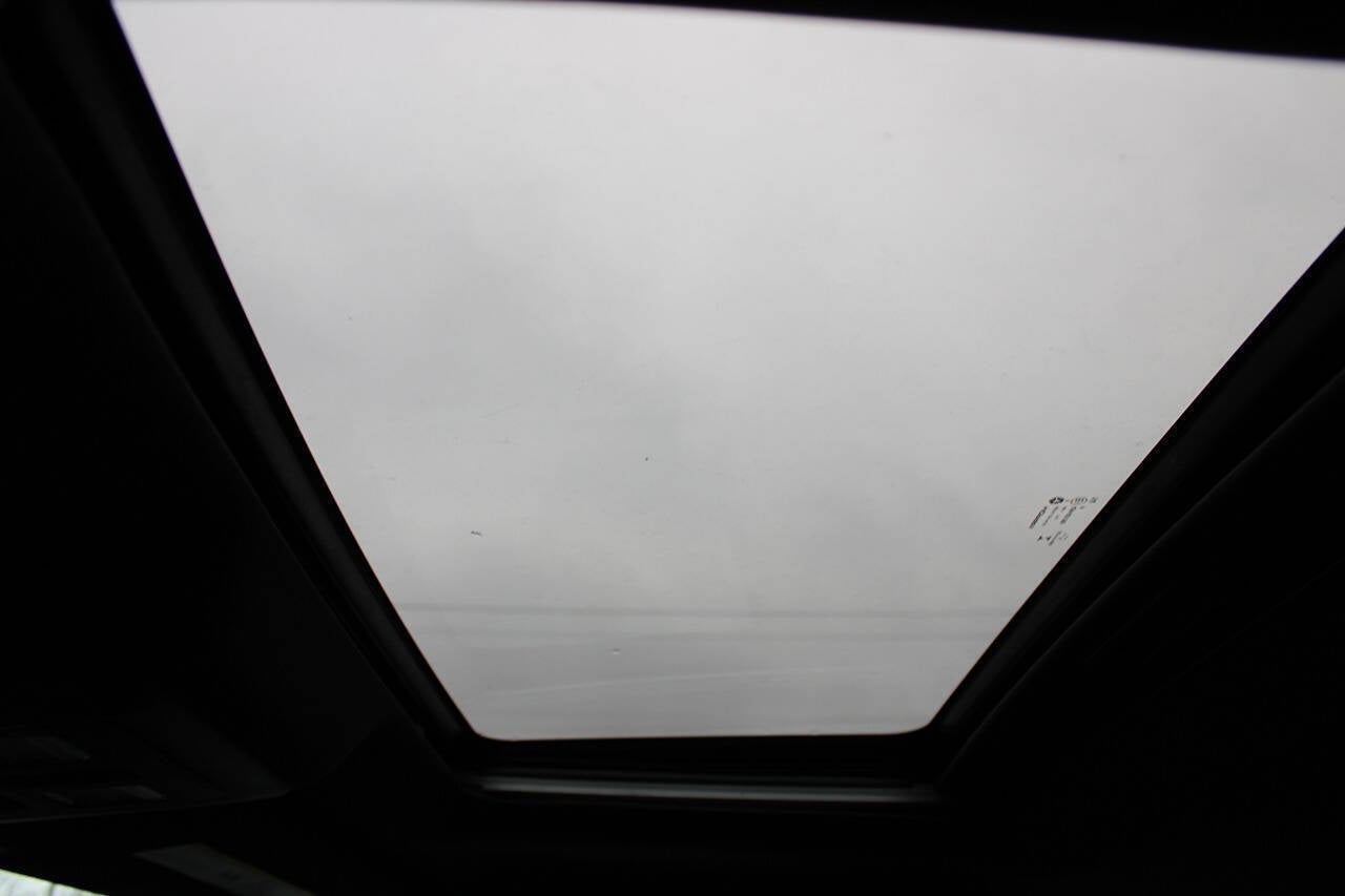 2015 RAM 1500 Rebel 4x4 4dr Crew Cab 5.5 ft. SB Pickup