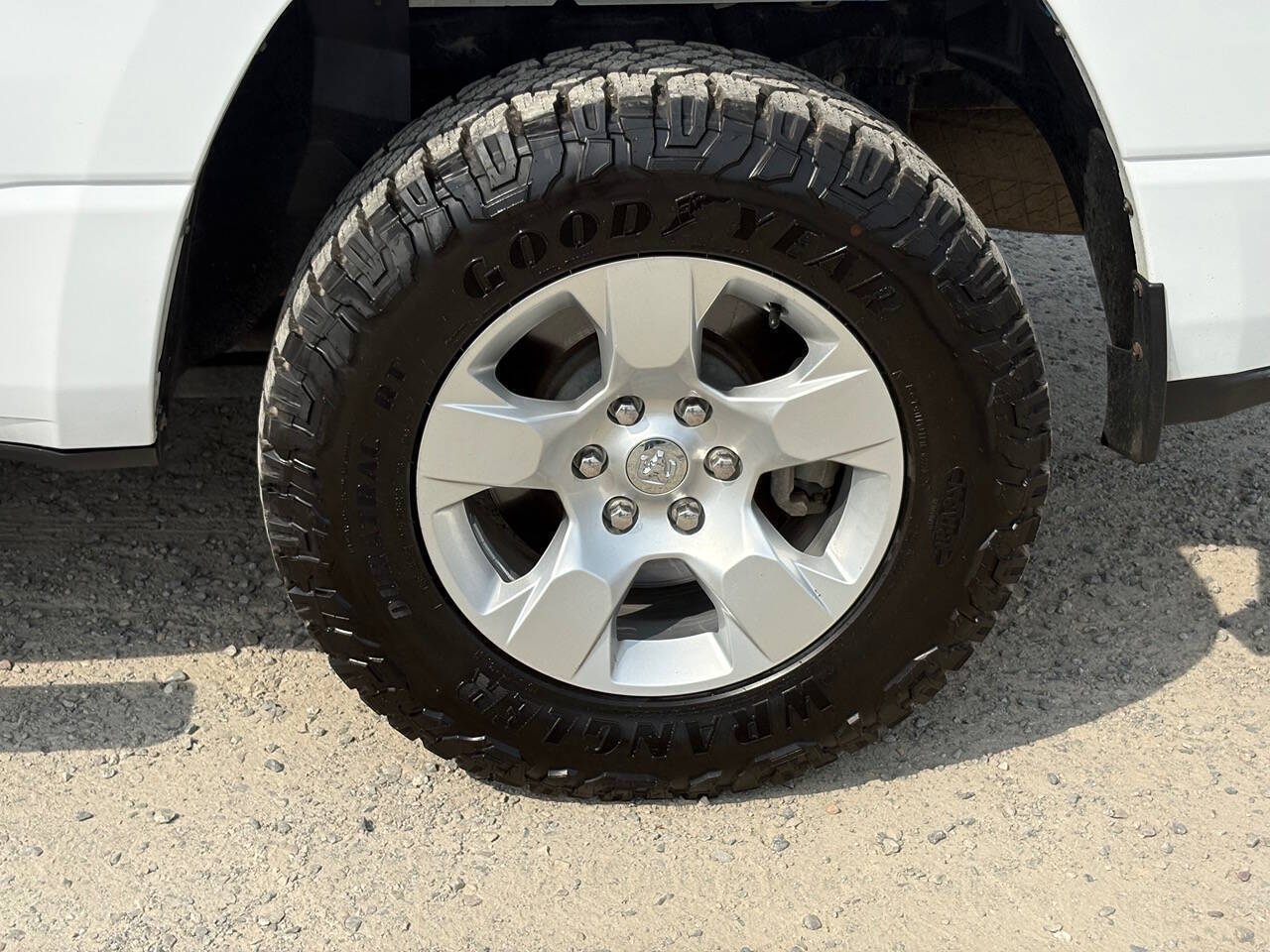 2022 RAM 1500 Big Horn 4x4 4dr Crew Cab 5.6 ft. SB Pickup