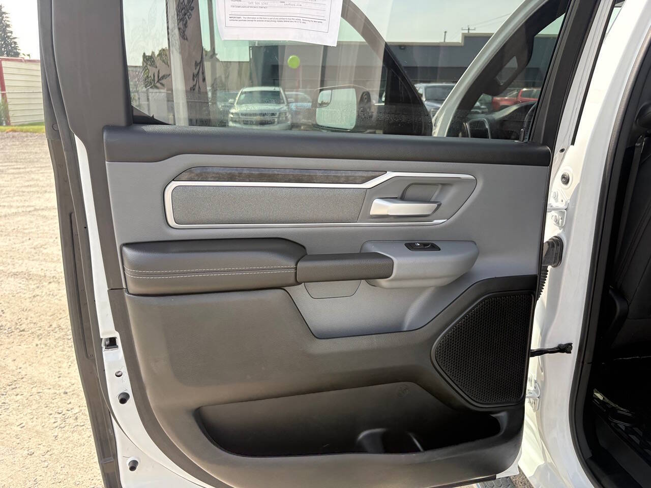 2022 RAM 1500 Big Horn 4x4 4dr Crew Cab 5.6 ft. SB Pickup