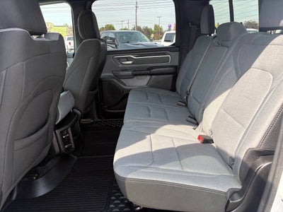 2022 RAM 1500 Big Horn 4x4 4dr Crew Cab 5.6 ft. SB Pickup