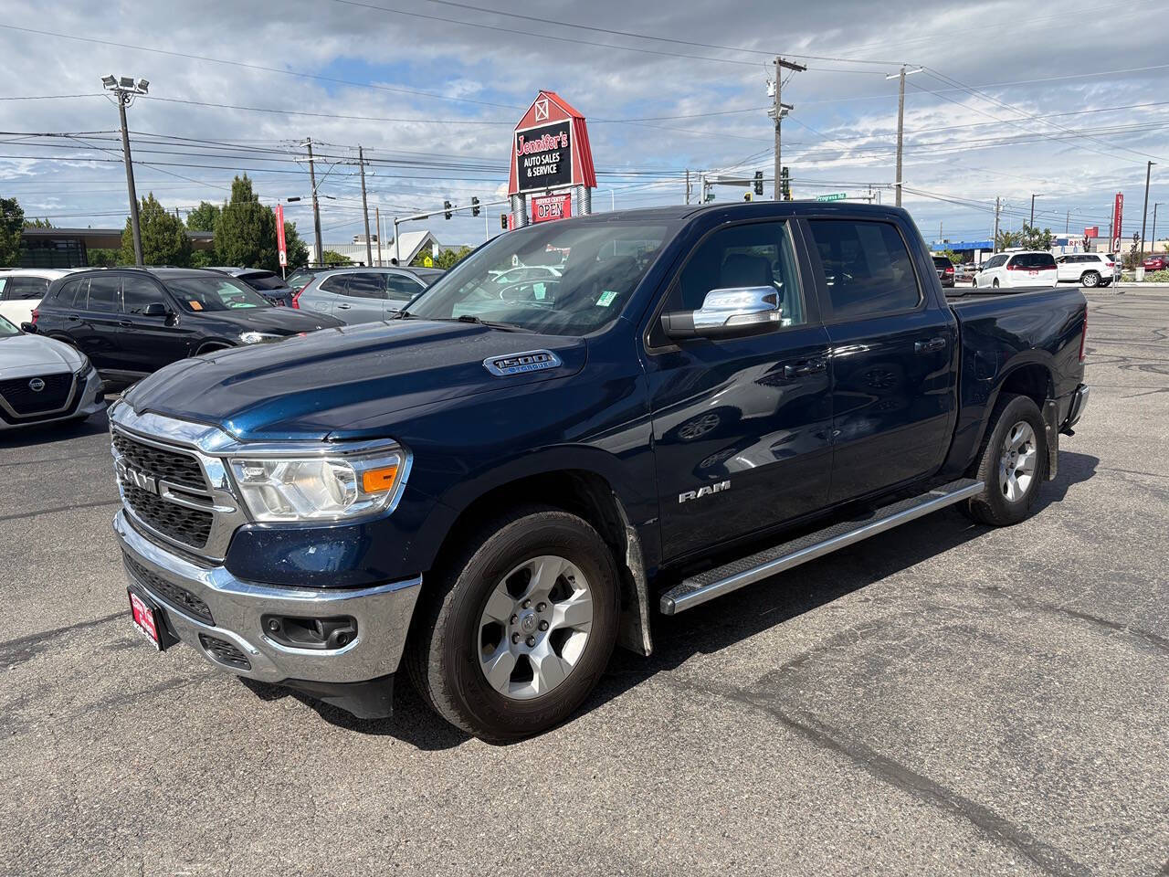 2022 RAM 1500 Lone Star 4x4 4dr Crew Cab 5.6 ft. SB Pickup