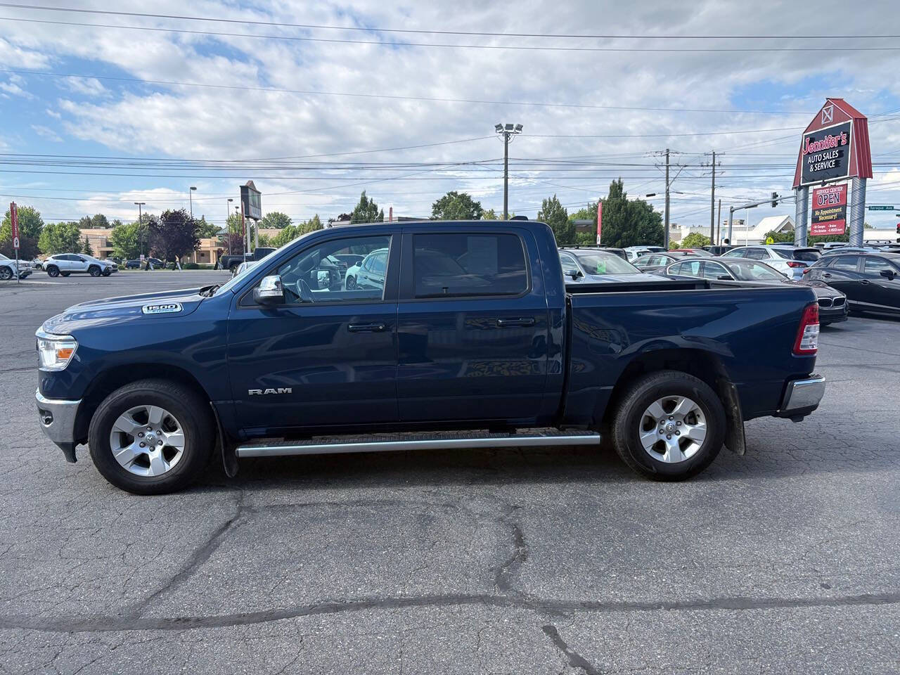 2022 RAM 1500 Lone Star 4x4 4dr Crew Cab 5.6 ft. SB Pickup