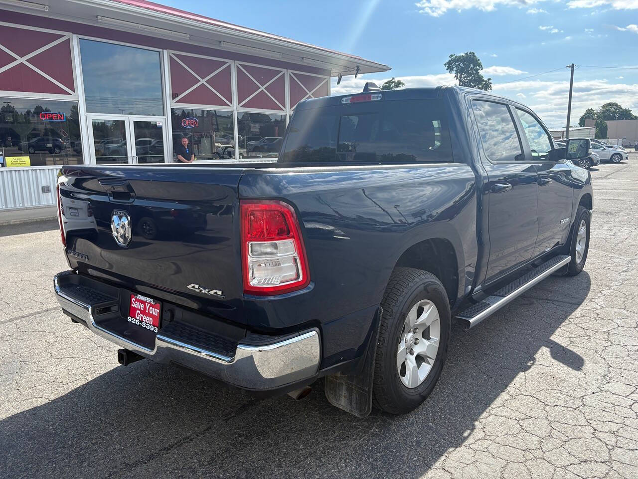 2022 RAM 1500 Lone Star 4x4 4dr Crew Cab 5.6 ft. SB Pickup