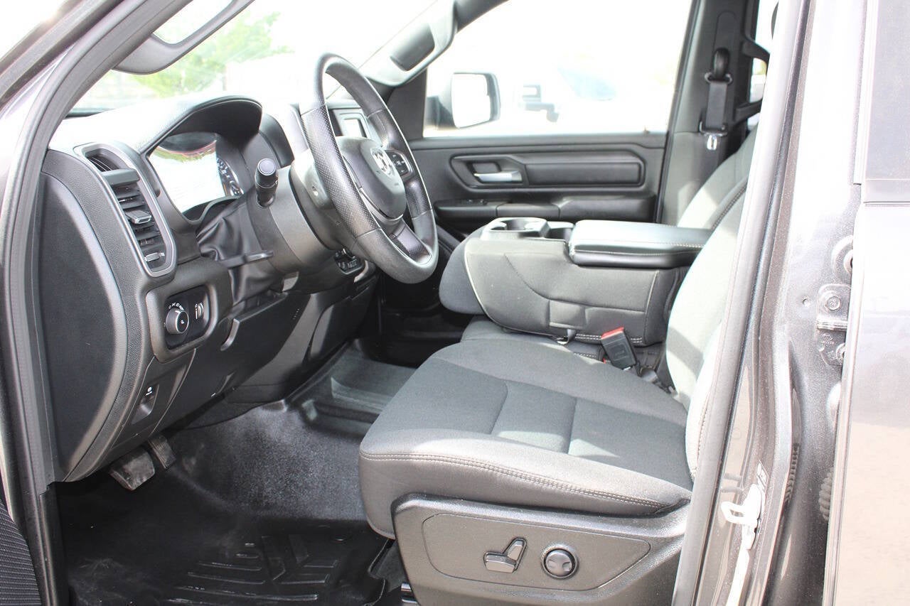 2022 RAM 1500 Tradesman 4x4 4dr Crew Cab 5.6 ft. SB Pickup