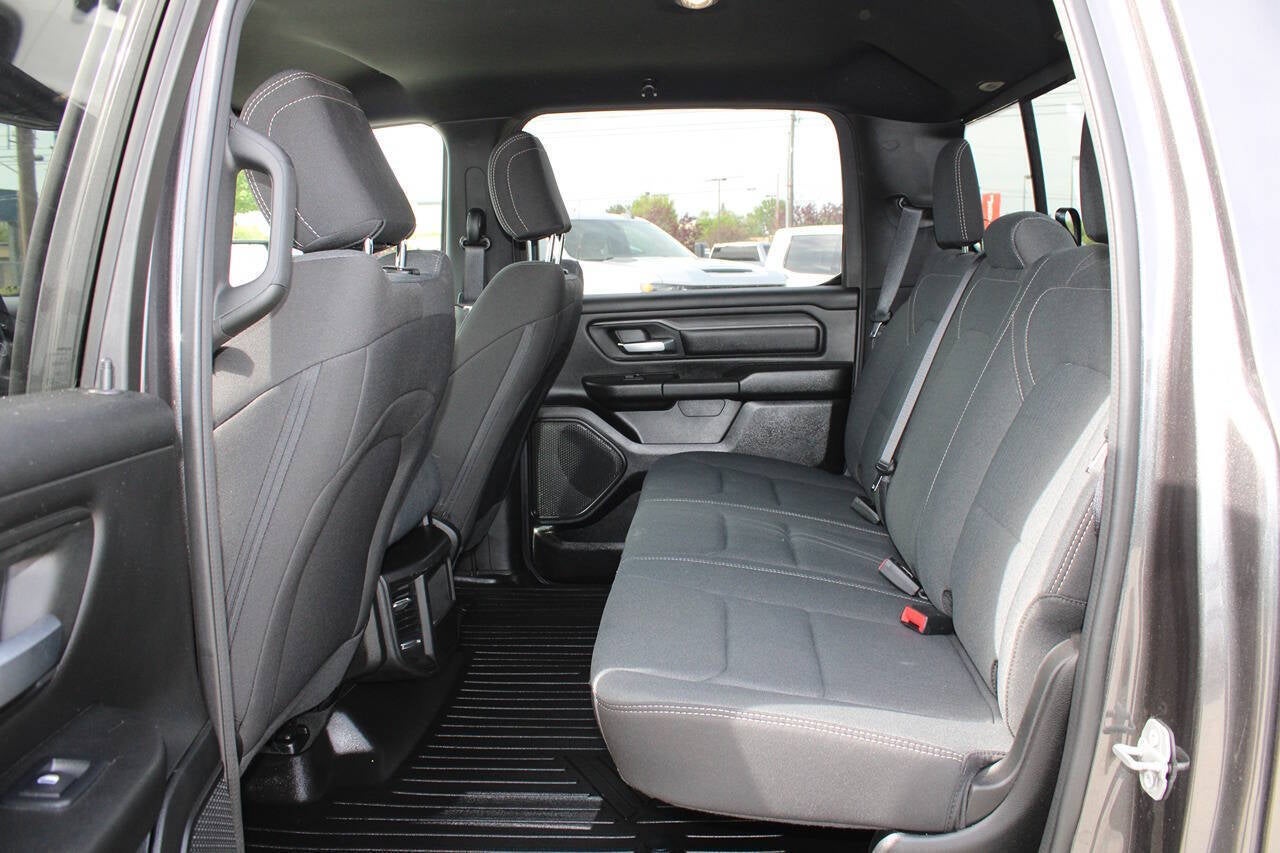 2022 RAM 1500 Tradesman 4x4 4dr Crew Cab 5.6 ft. SB Pickup