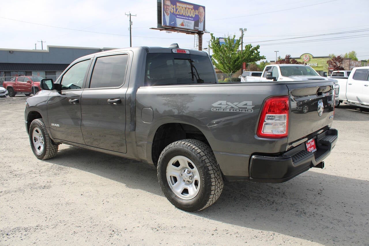 2022 RAM 1500 Tradesman 4x4 4dr Crew Cab 5.6 ft. SB Pickup