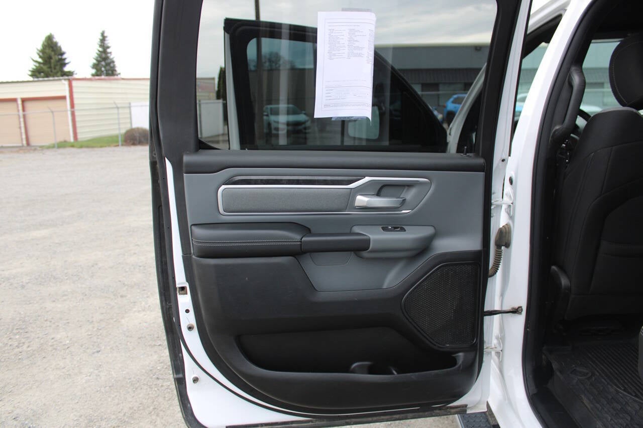 2022 RAM 1500 Big Horn 4x4 4dr Crew Cab 6.4 ft. SB Pickup