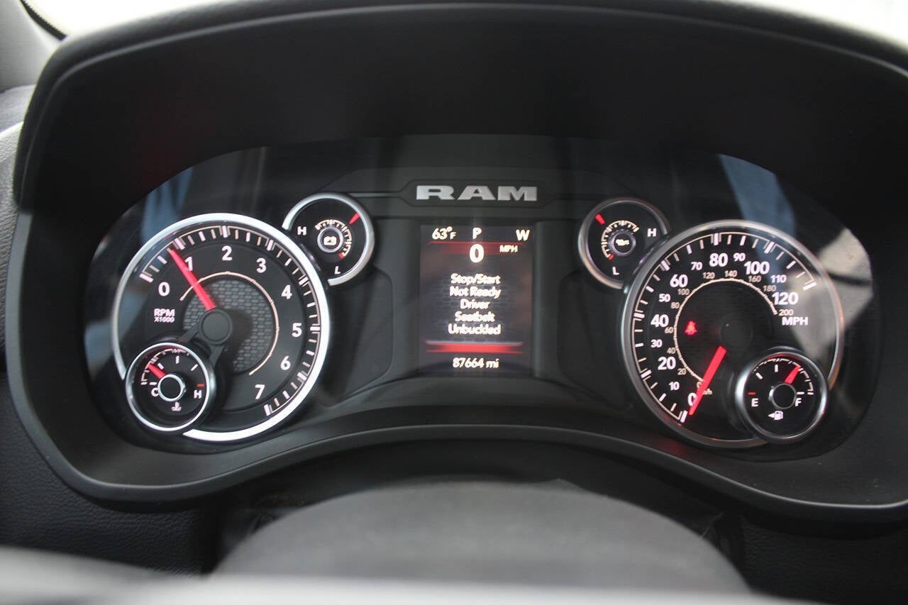 2022 RAM 1500 Big Horn 4x4 4dr Crew Cab 6.4 ft. SB Pickup