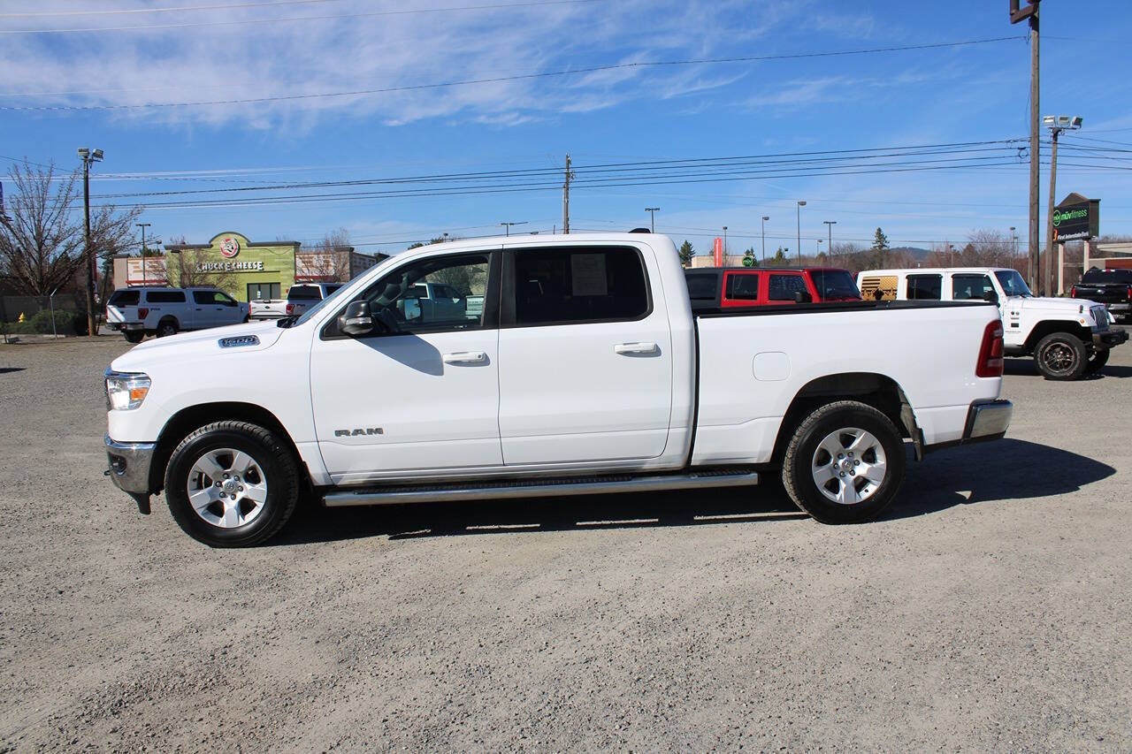 2022 RAM 1500 Big Horn 4x4 4dr Crew Cab 6.4 ft. SB Pickup