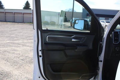 2022 RAM 1500 Big Horn 4x4 4dr Crew Cab 6.4 ft. SB Pickup