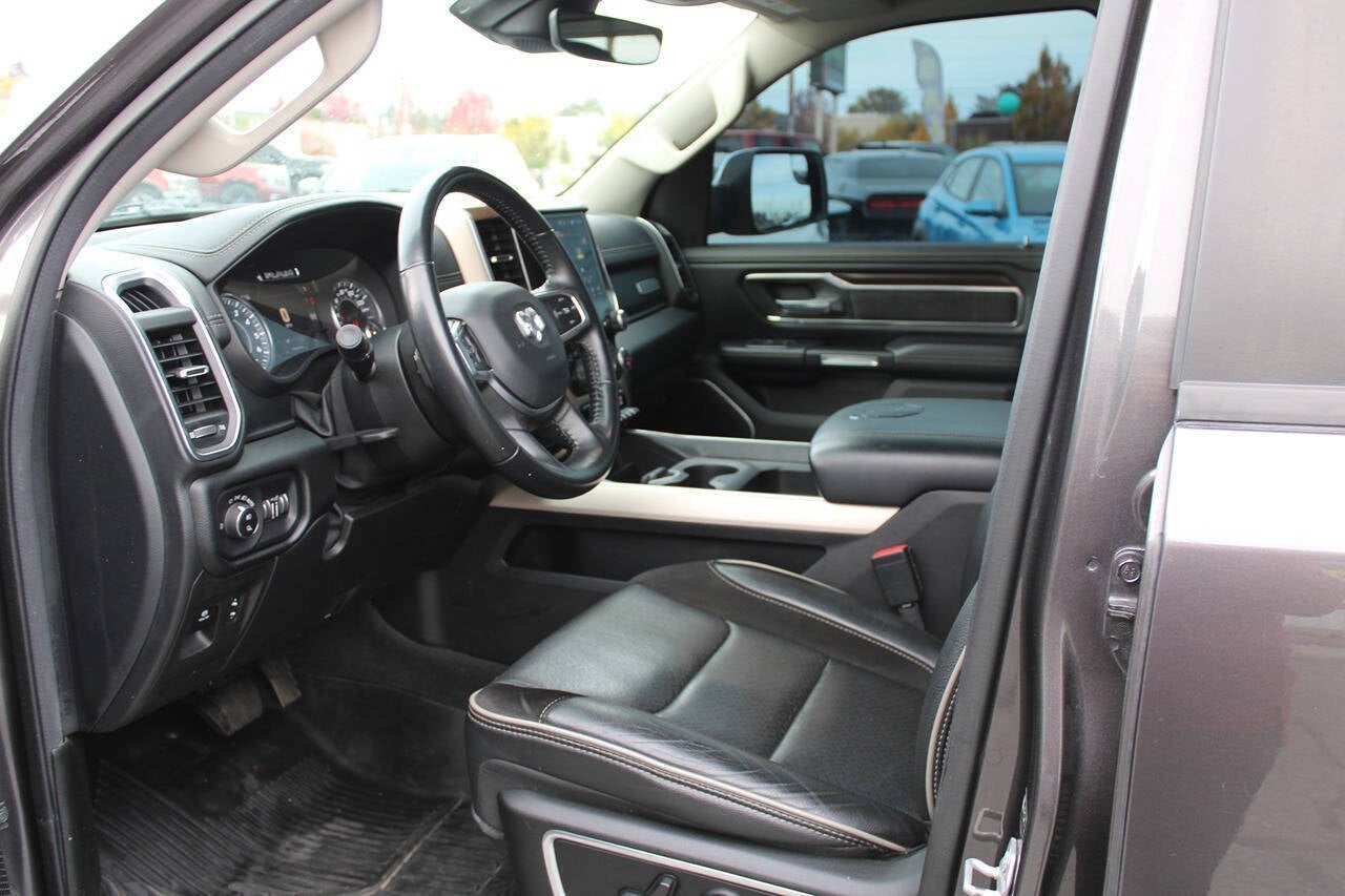 2022 RAM 1500 Laramie 4x4 4dr Crew Cab 5.6 ft. SB Pickup