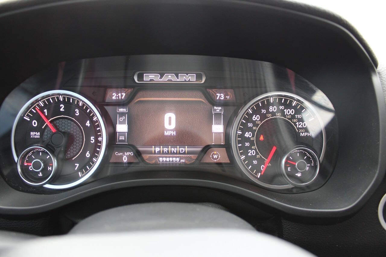 2022 RAM 1500 Laramie 4x4 4dr Crew Cab 5.6 ft. SB Pickup