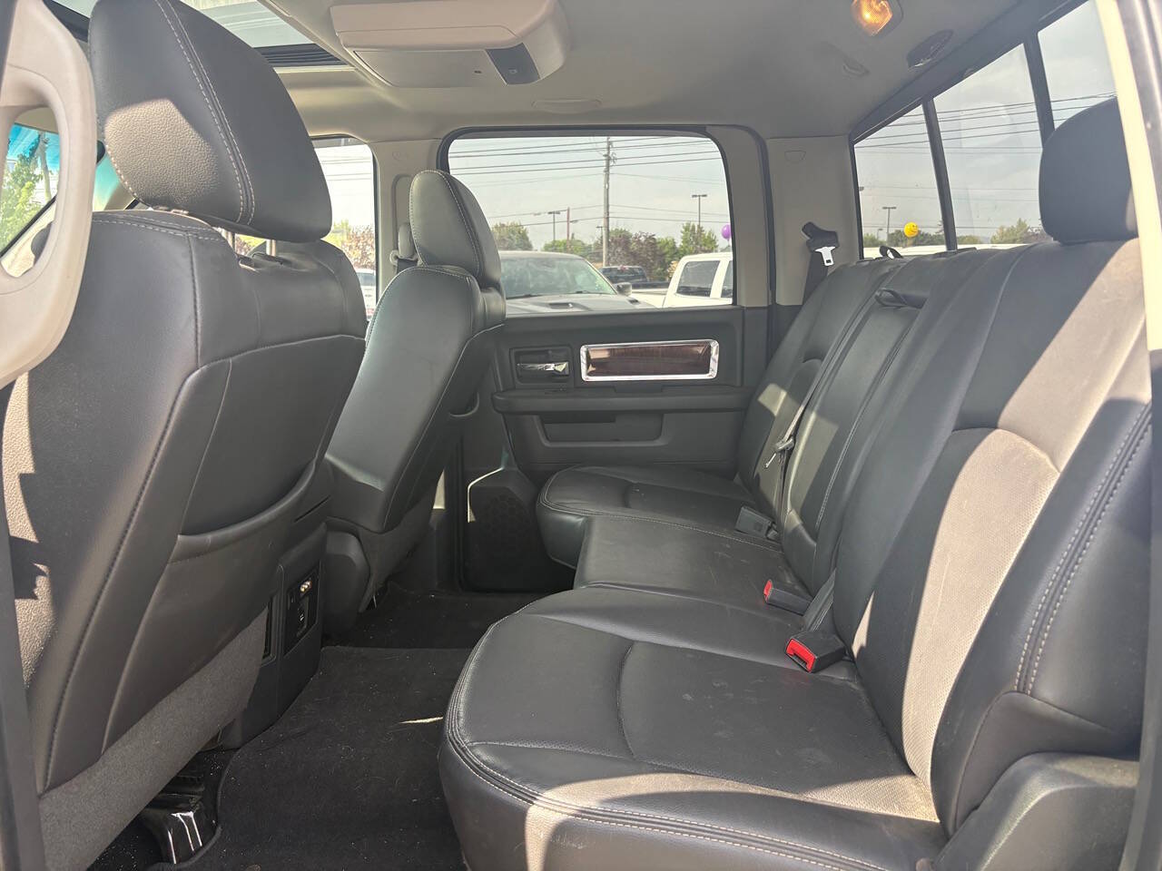 2009 Dodge Ram 1500 Laramie 4x4 4dr Crew Cab 5.5 ft. SB