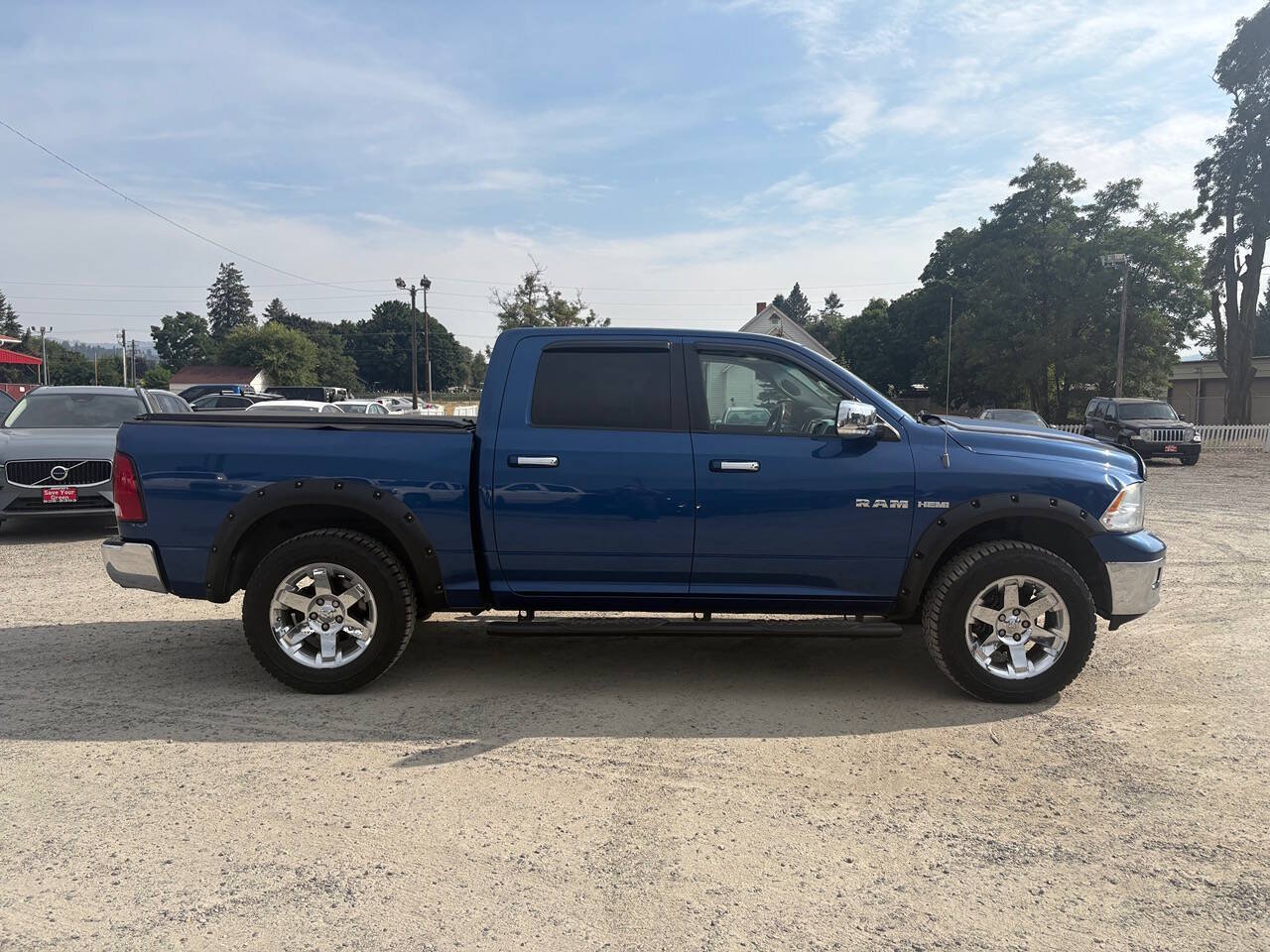 2009 Dodge Ram 1500 Laramie 4x4 4dr Crew Cab 5.5 ft. SB